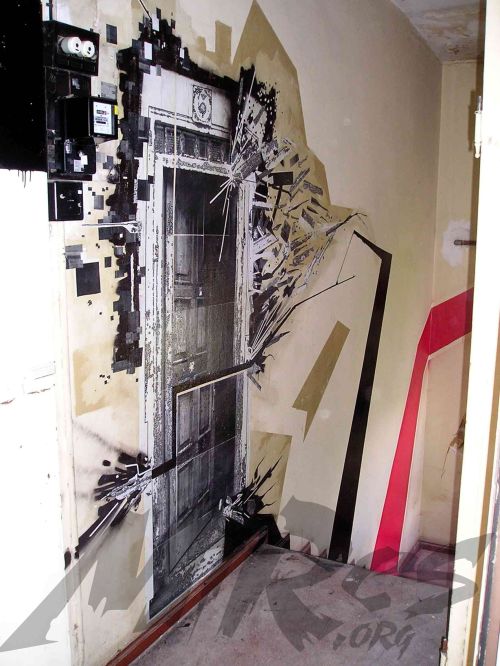 2501  SQUATDOOR